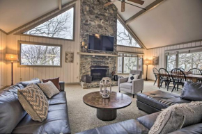 Mountaintop Wintergreen Resort Home with Deck and Views! Lyndhurst